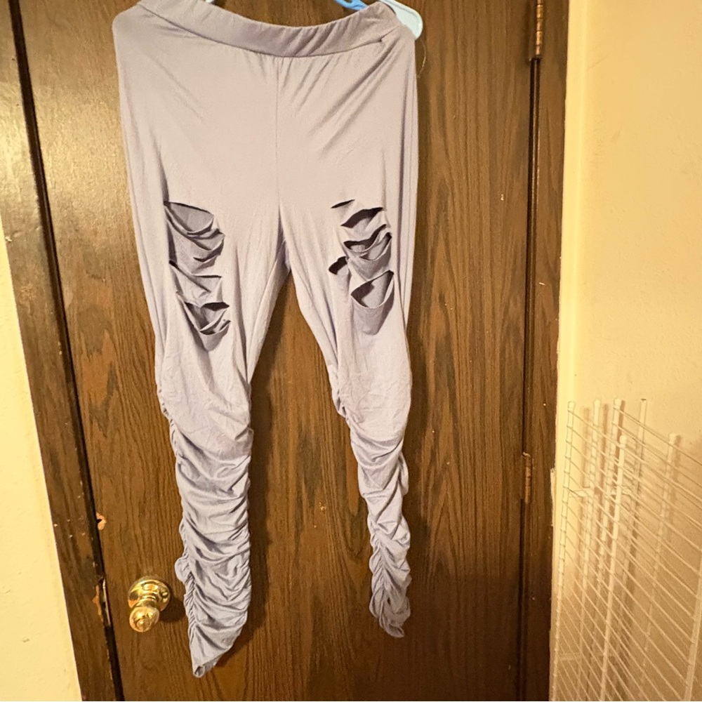 Eye Candy Soft grey leggings